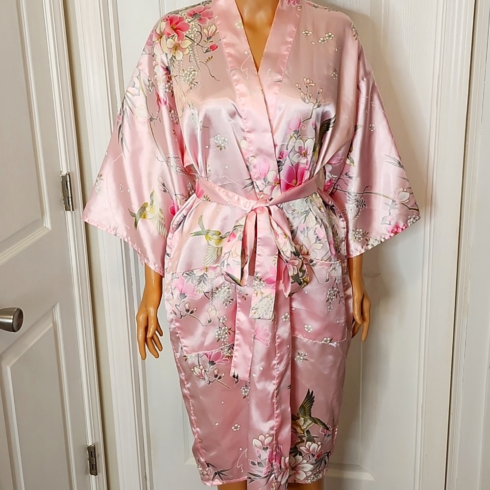 New Pink Floral Japanese Knee-Length Kimono Robe with 2 Pockets and Sash